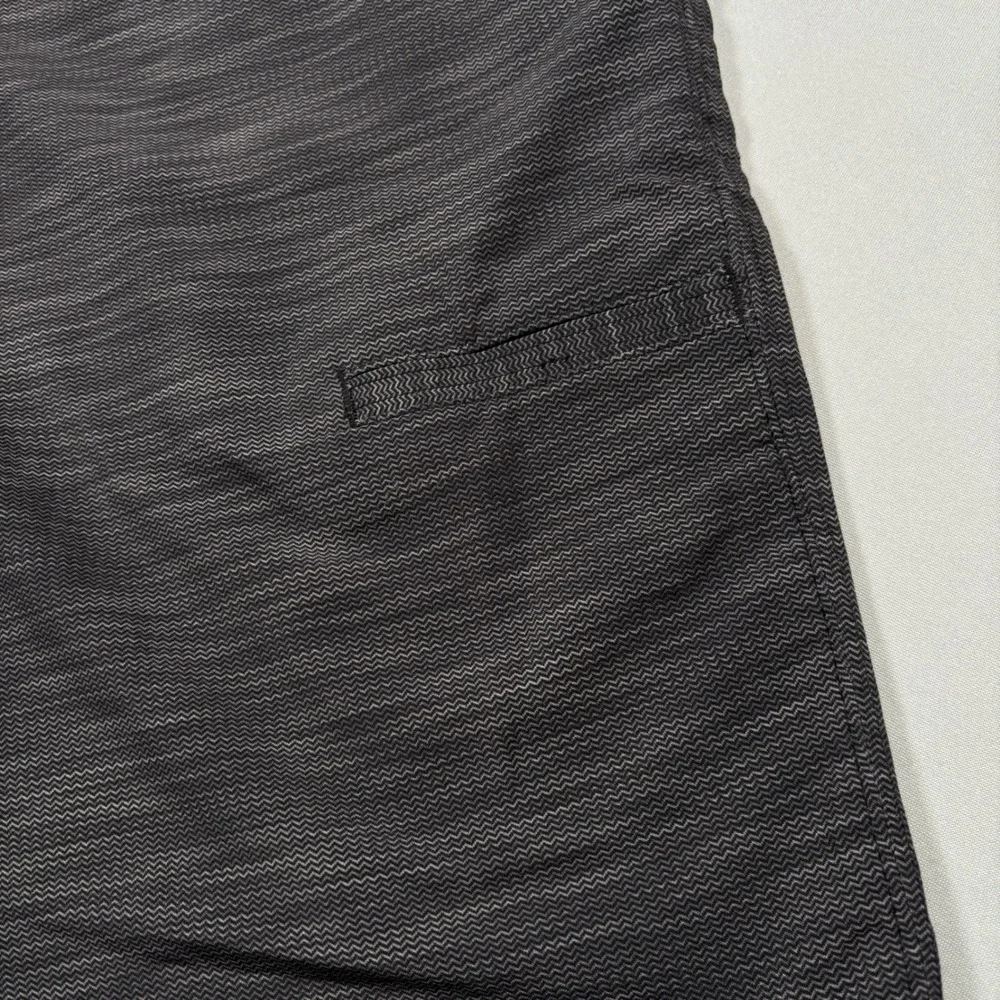 Callaway Golf Shorts Mens 40 Grey Chevron Textured Stretch Performance